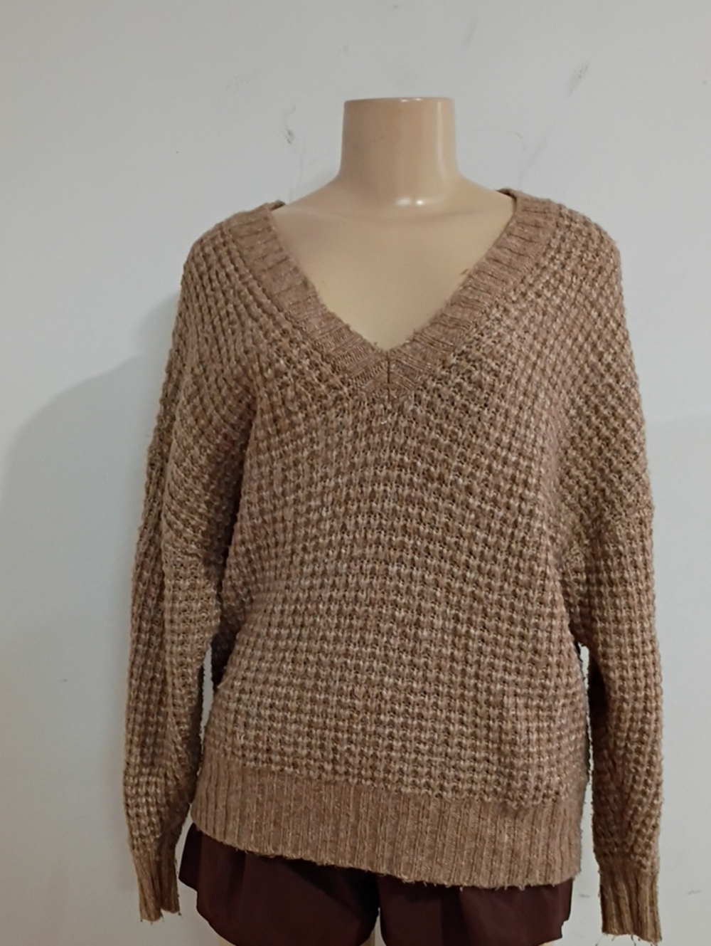 American Eagle Outfitters Beige/Tan V-Neck Waffle Knit Sweater